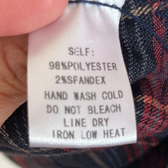 FORE Women Plaid Pleated Skirt Red Blue Classic Academia Festive Holiday XS Chic - Picture 9 of 15